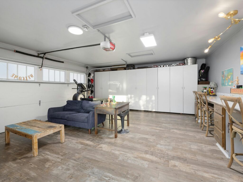 Professional basement renovation and finishing in the Puget Sound area
