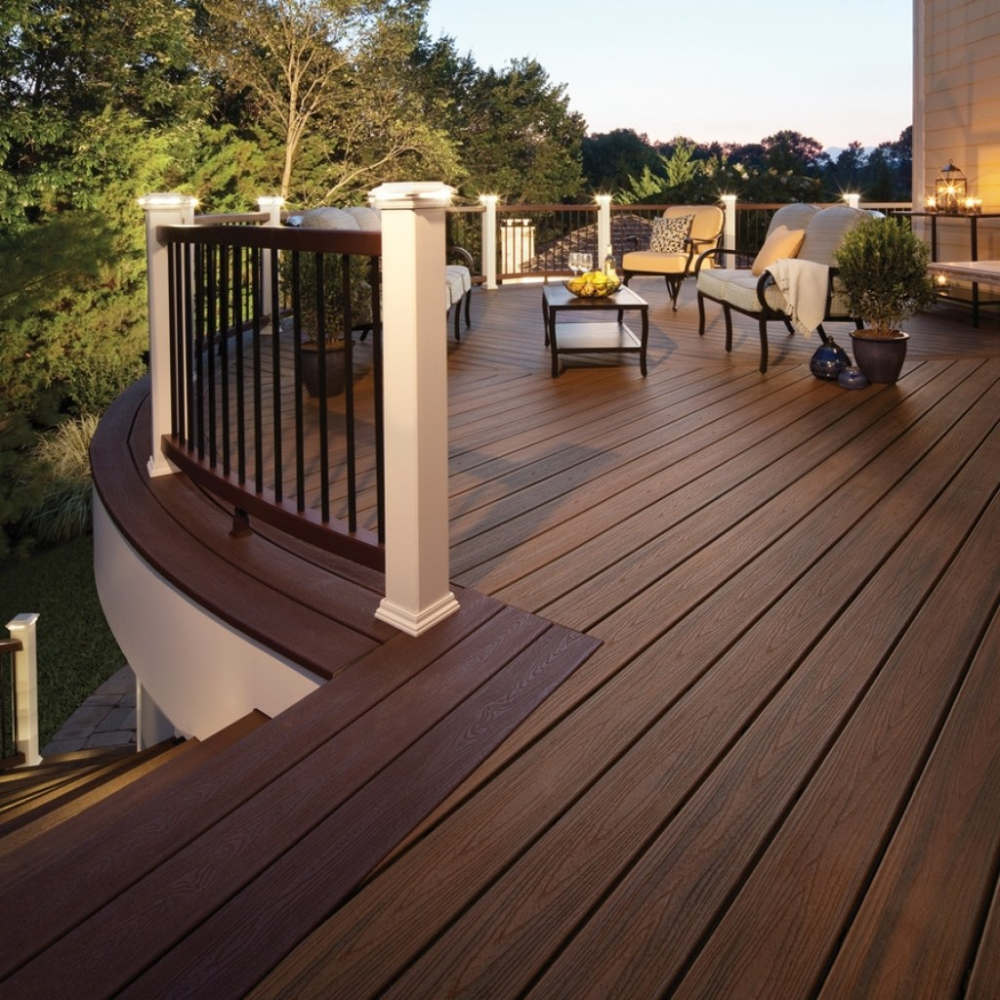 Deck design plan and layout for outdoor living
