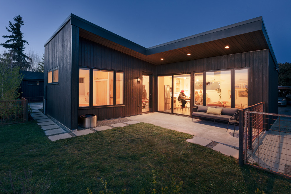 custom home building work by licensed contractor near Seattle WA