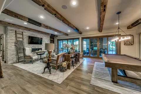 Custom home construction by Cascade Pro Inc